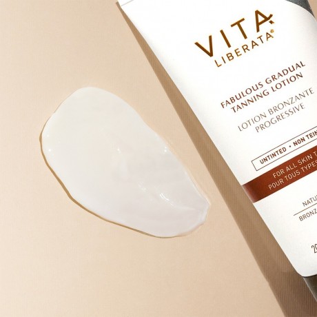 Vita Liberata Untinted Fabulous Gradual Tanning Lotion 200 ml Лосьон для загара Untinted Fabulous Gradual Tanning Lotion