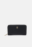 Tommy Hilfiger TIMELESS LARGE  Wallet black TIMELESS LARGE Кошелек черный