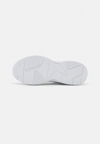 Tommy Hilfiger SPORTY RUNNER Trainers white SPORTY RUNNER Кроссовки белый