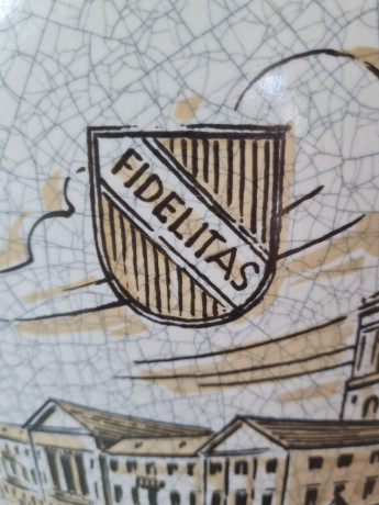 Ваза винтажная Karlsruhe, кракле с изображением городской площади, 29 x 20 см, Германия, 1960-70гг.