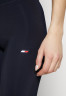 Tommy Hilfiger ESSENTIALS FITTED SHORT Leggings desert sky ESSENTIALS FITTED SHORT Леггинсы небо пустыни