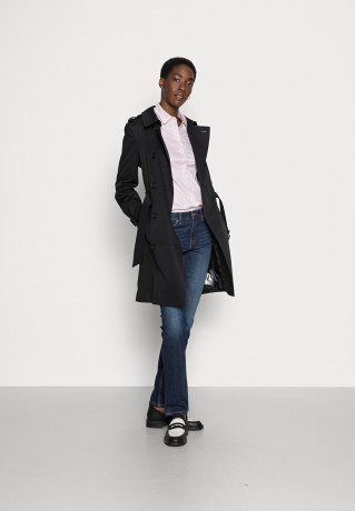 Tommy Hilfiger HERITAGE SLIM FIT Button-down blouse pink HERITAGE SLIM FIT Блуза на пуговицах розовый