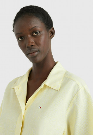 Tommy Hilfiger ITHACA STRIPE SHORT SET Pyjamas ithaca   vivid yellow КОРОТКИЙ КОМПЛЕКТ В ПОЛОСКУ ITHACA пижама Итака ярко-желтый