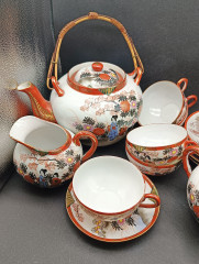 Сервиз чайный винтажный в традиционном китайском стиле "Девушки в саду", на 6 персон, фарфор, ручная роспись, Китай, 1960-70гг.