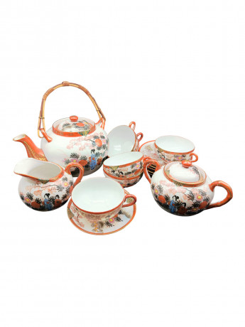 Сервиз чайный винтажный в традиционном китайском стиле "Девушки в саду", на 6 персон, фарфор, ручная роспись, Китай, 1960-70гг.