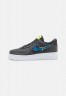 Nike Sportswear AIR FORCE 1 #x27;07 PRM UNISEX Sneaker low dark smoke grey/photo blue/volt/multi-color/white AIR FORCE 1 #x27;07 PRM UNISEX Низкие кроссовки женские темный дымчато-серый/фотосиний/вольтовый/многоцветный/белый
