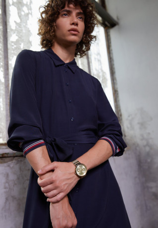 Tommy Hilfiger Chronograph watch gold-coloured Часы с хронографом золотого цвета