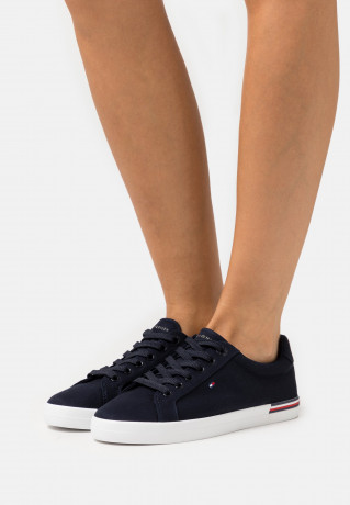 Tommy Hilfiger ESSENTIAL STRIPES Trainers space blue ESSENTIAL STRIPES Кроссовки космический синий