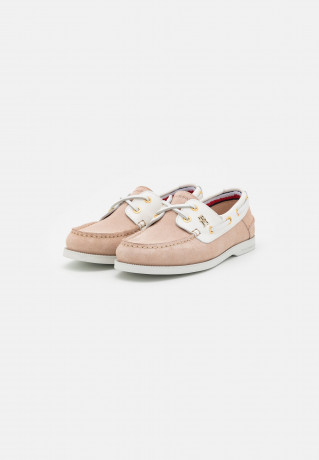 Tommy Hilfiger BOAT SHOE Slip-ons misty blush ЛОДОЧНЫЕ ОБУВИ слипоны туманный румянец