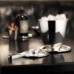 Robbe &amp; Berking Robbe &amp; Berking Martele Bar-Kollektion - 150 g versilbert Eiszange Robbe &amp;amp; Berking Martele Bar Collection - Щипцы для льда с серебряным покрытием, 150 г