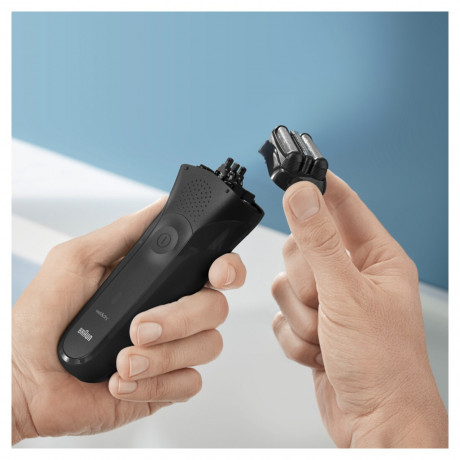 Braun Elektrischer Rasierer quot;Series 3 300Squot; in Schwarz Электробритва "Серия 3 300S" в черном