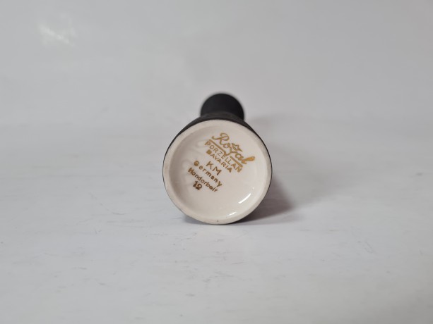 Royal Porzellan Bavaria KPM Винтажная Ваза черная с ручкой "Желтая роза", 13,5см x 4см, Германия, 1960-70гг.