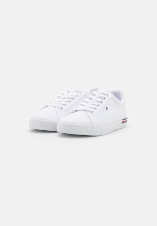Tommy Hilfiger ESSENTIAL STRIPES Trainers white ESSENTIAL STRIPES Кроссовки белый