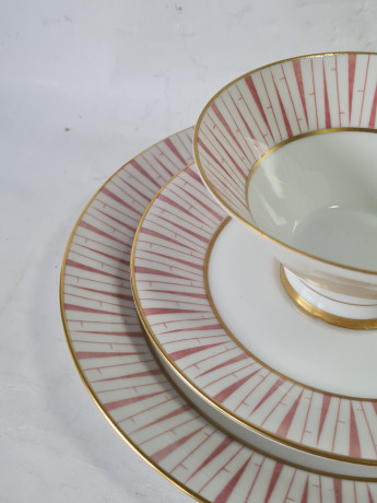 Чайное трио винтажное Kongl.prv. Tettau с розовым декором и золотой окантовкой, фарфор, Германия, 1960-70гг.