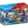 PLAYMOBIL PLAYMOBIL 2er Set: 6873 Polizei-Einsatzwagen + 6878 Polizei-Strassensperre Набор PLAYMOBIL из 2 предметов: полицейская машина 6873 + полицейский блокпост 6878.