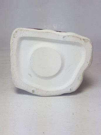 Подсвечник винтажный керамический в виде дома, 9,5 x 7,5 x 13 см, Германия, 1960-70гг.