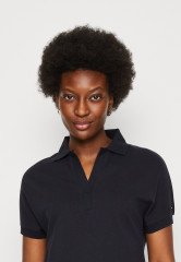 Tommy Hilfiger RELAXED POLO KNEE DRESS Day dress desert sky ПЛАТЬЕ ДО КОЛЕН ПОЛО RELAXS Повседневное платье небо пустыни