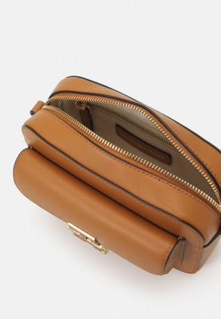 Tommy Hilfiger PUSHLOCK CAMERA BAG Across body bag tan СУМКА ДЛЯ КАМЕРЫ PUSHLOCK Сумка через плечо загар