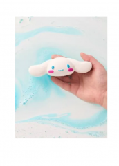 LUSH Hello Kitty &amp; Friends SET, Бомбочки для ванны подарочный набор с фруктовыми ароматами, 4 шт, 535 г