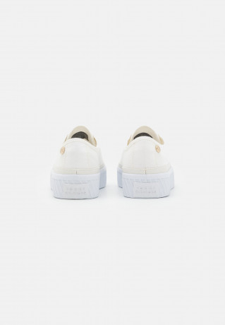 Tommy Hilfiger PLATFORM Trainers ecru ПЛАТФОРМА Кроссовки экрю