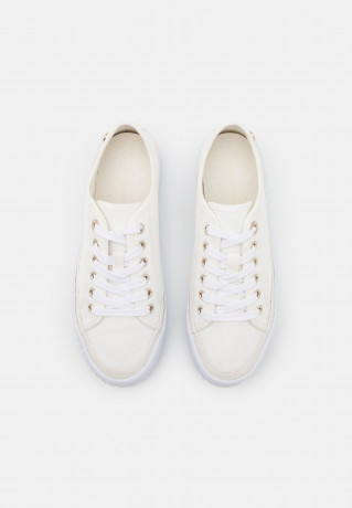 Tommy Hilfiger PLATFORM Trainers ecru ПЛАТФОРМА Кроссовки экрю