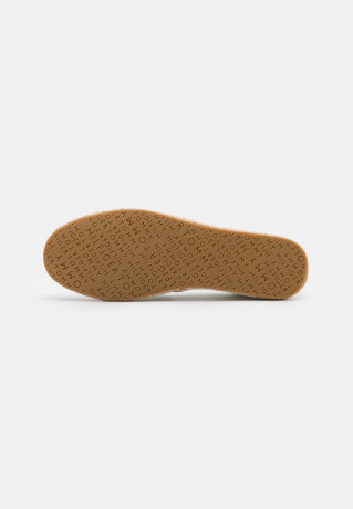 Tommy Hilfiger ESSENTIAL  Espadrilles ecru ESSENTIAL Эспадрильи экрю