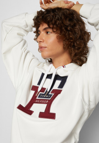 Tommy Hilfiger LARGE MONOGRAM TH Hoodie ecru БОЛЬШАЯ МОНОГРАММА TH Толстовка с капюшоном экрю