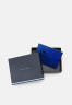 Tommy Hilfiger MODERN LEA HOLDER UNISEX Wallet ultra blue MODERN LEA HOLDER UNISEX Бумажник ультра синий