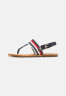 Tommy Hilfiger FLAT CORPORATE T-bar sandals space blue FLAT CORPORATE Сандалии с Т-образной перемычкой космический синий
