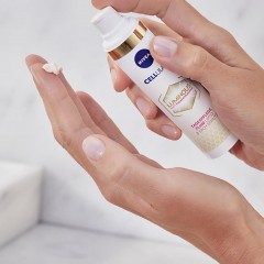 Nivea Cellular Luminous630 Anti Pigmentflecken Tagespflege Fluid Cellular Luminous630 Дневной флюид против пигментных пятен