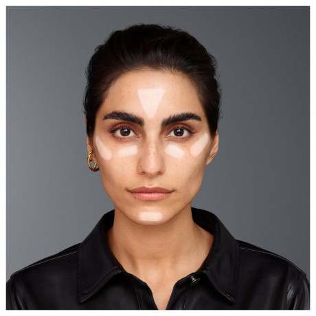 Lancome Teint Idole Ultra Wear Stick Nr. 05 Beige Noisette Ультратонкий стик для лица Idols Ultra Wear