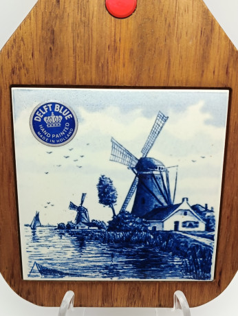 Разделочная доска винтажная Delft Blue (для сыра) "Мельница", с ножом, декор - фарфоровая плитка, ручная роспись, 28.5 х 15.5 см, Голландия, 1960-70гг.