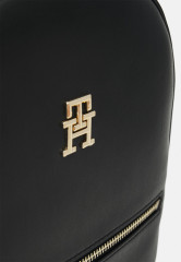 Tommy Hilfiger ICONIC TOMMY BACKPACK Rucksack black РЮКЗАК ICONIC TOMMY Рюкзак черный