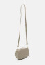 Tommy Hilfiger TIMELESS CAMERA BAG DEBOSS Across body bag beige TIMELESS CAMERA BAG DEBOSS Сумка через плечо бежевый