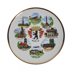 Тарелка декоративная винтажная Jlmenau / H L R Berlin &quot;Достопримечательности Берлина&quot;, фарфор, 23.5 см, ГДР, 1973-77гг.