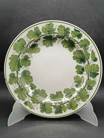 Тарелка сервировочная винтажная Meissen, зеленый растительный декор, фарфор, 21 см, Германия, 1970-80гг.