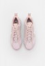 Nike Sportswear AIR MAX GENOME Sneaker low barely rose/summit white/pink oxford/white AIR MAX GENOME Низкие кроссовки женские еле розовые/саммит белый/розовый оксфорд/белый