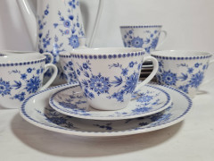 Набор для чая с синим растительным декором Seltmann Weiden Bavaria винтажный, чайное трио, 4 штуки, фарфор, Германия, 1960-70гг.