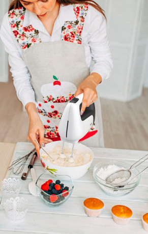 Tefal Tefal Handmixer HT4621 Prep'Mix+, 500 W, Turbo-Funktion, 2 Ruhrbesen, 2 Knethaken, Purierstab-Aufsatz  Ручной миксер Tefal HT4621 Prep'Mix+, 500 Вт, функция турбо, 2 венчика, 2 насадки для теста, насадка-очиститель