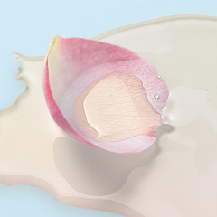 NUXE Very Rose Huile delicate demaquillante (Zartes Reinigungsol)  Very Rose Huile Demaquillante Demaquillante (деликатное очищающее масло)