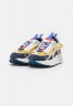 Nike Sportswear W AIR MAX FURYOSA Sneaker low rattan/summit white/obsidian/pistachio frost/lobster/sapphire W AIR MAX FURYOSA Низкие кроссовки женские ротанг/белая вершина/обсидиан/фисташковый иней/лобстер/сапфир