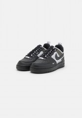 Nike Sportswear AIR FORCE 1 REACT UNISEX Sneaker low black/white AIR FORCE 1 REACT UNISEX Низкие кроссовки женские черно-белый