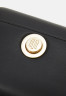 Tommy Hilfiger CHIC CROSSOVER Across body bag black CHIC CROSSOVER Сумка через плечо черный