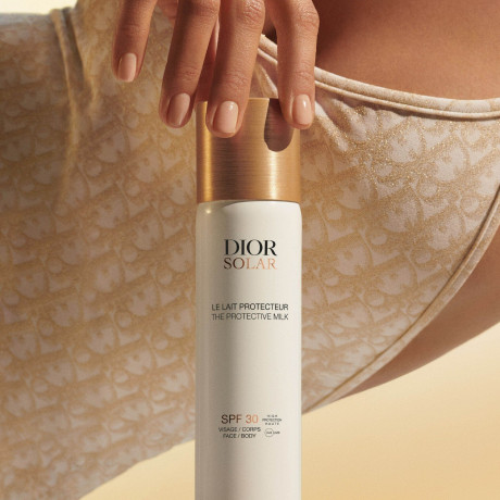 DIOR Solar Le Lait Protecteur Visage et Corps SPF 30 Solar Le Lait Protecteur Visage et Corps SPF 30