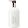 Molton Brown Rhubarb & Rose Body Lotion  Лосьон для тела с ревенем и розой 30мл