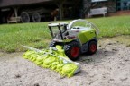 TOMY Claas Xerion 5000 Traktor Трактор Claas Xerion 5000