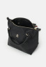 Tommy Hilfiger POPPY SMALL TOTE Across body bag black POPPY SMALL TOTE Сумка через плечо черный