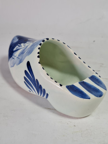Фигурка винтажная "Башмачок", дельфтский фарфор Delft Blue Holland, 5,5 x 12,5 x 6 см, Голландия, 1960-70гг.