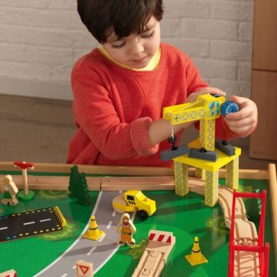 KidKraft Waterfall Mountain Train Set Table Стол для горного поезда с водопадом