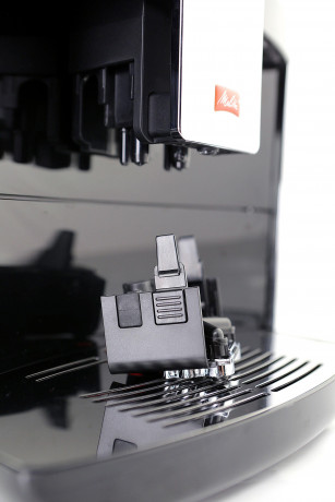 Melitta Melitta Kaffeevollautomat Barista TS Smart F 86/0-100, Edelstahl, Hochwertige Front aus Edelstahl, 21 Kaffeerezepte 8 Benutzerprofile Полностью автоматическая кофемашина Melitta Barista TS Smart F 86/0-100, нержавеющая сталь, высококачественная